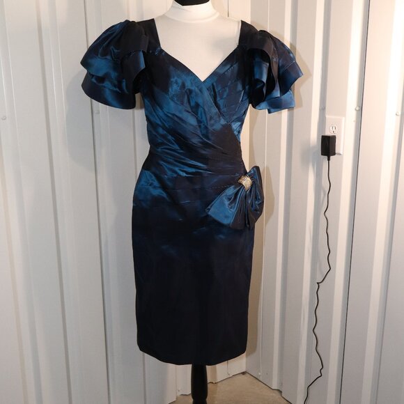 Tadashi Shoji Vintage 1980's Iridescent Blue Cocktail Dress Size 12 Knee Length - Picture 1 of 9